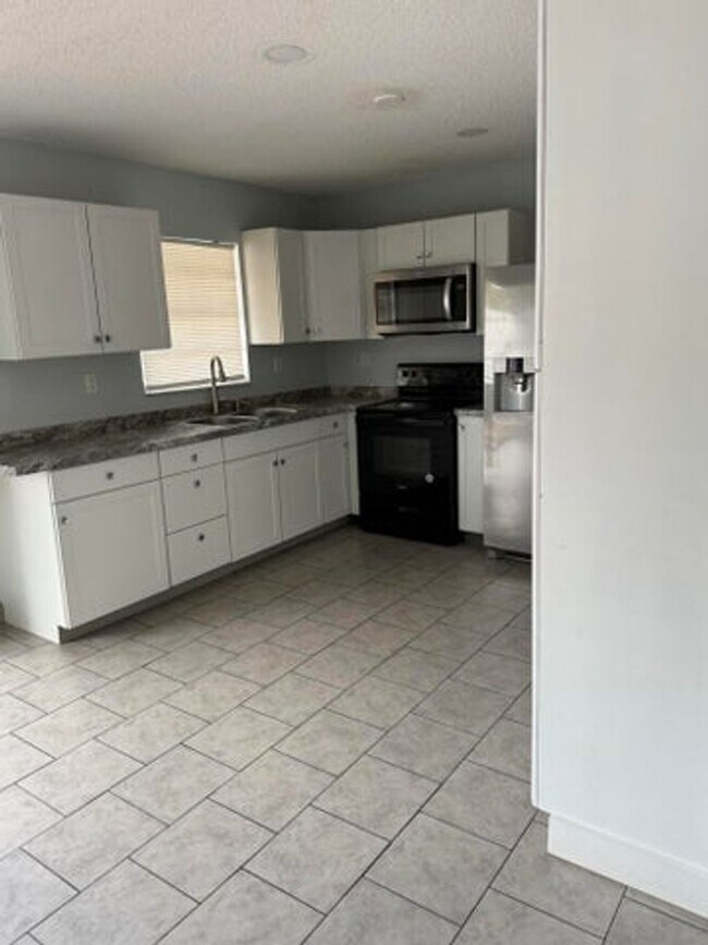 Building Photo - 29714 SW 158th Pl