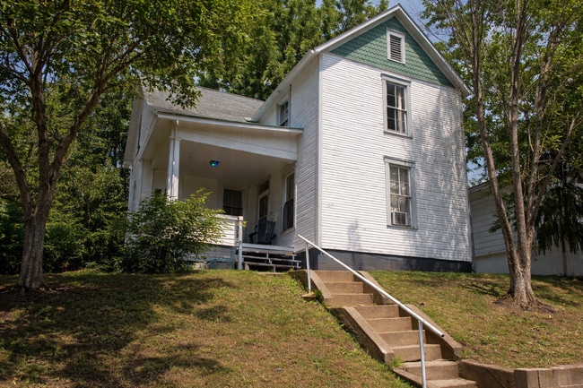 Building Photo - 57 Franklin Ave