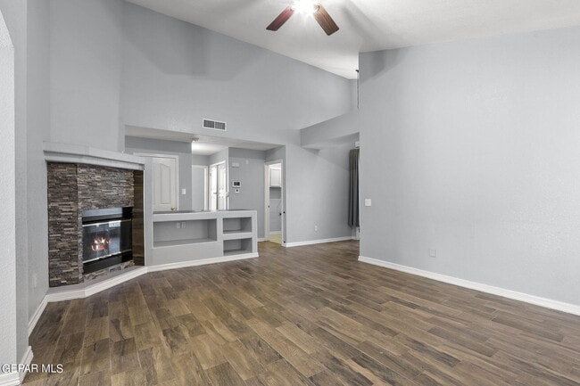 Building Photo - 12448 Tierra Madre Rd