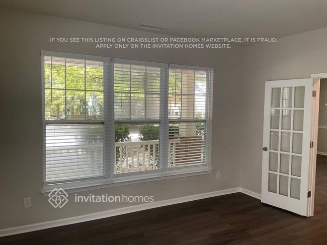 Building Photo - 15604 Carrington Ridge Dr