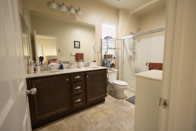 Building Photo - 3327 Barkstone Dr