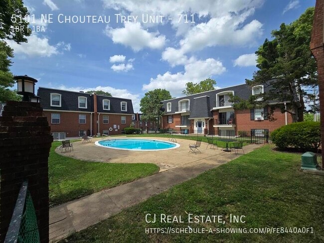 Building Photo - 5101 NE Chouteau Trafficway