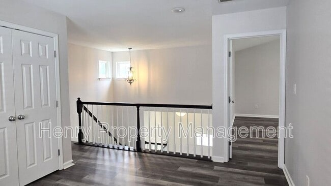 Building Photo - 5108 Mabe Dr