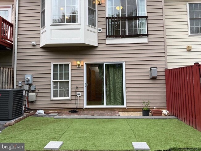 Building Photo - 21831 Ladyslipper Sq