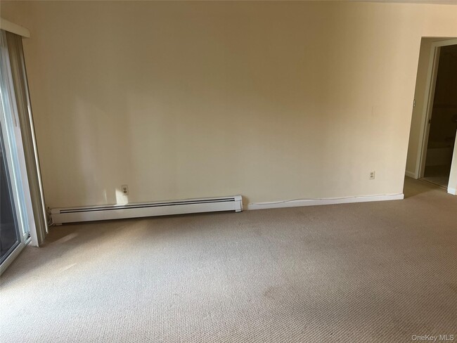 Building Photo - 2 Granada Crescent