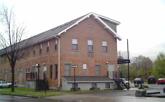 Building Photo - 70 Market St