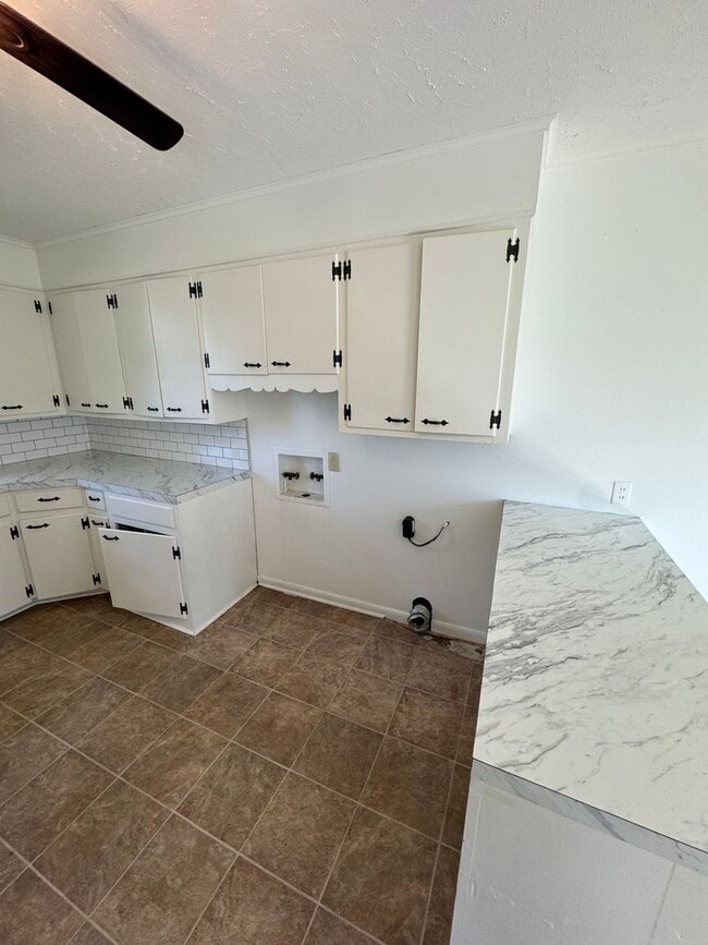 Building Photo - 3529 Dean Springs Rd