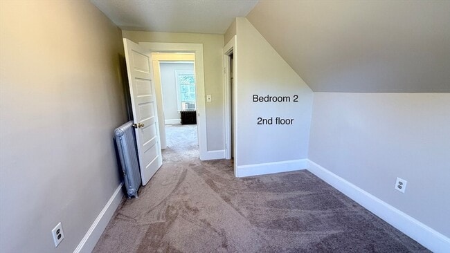 Building Photo - 391 Commercial St