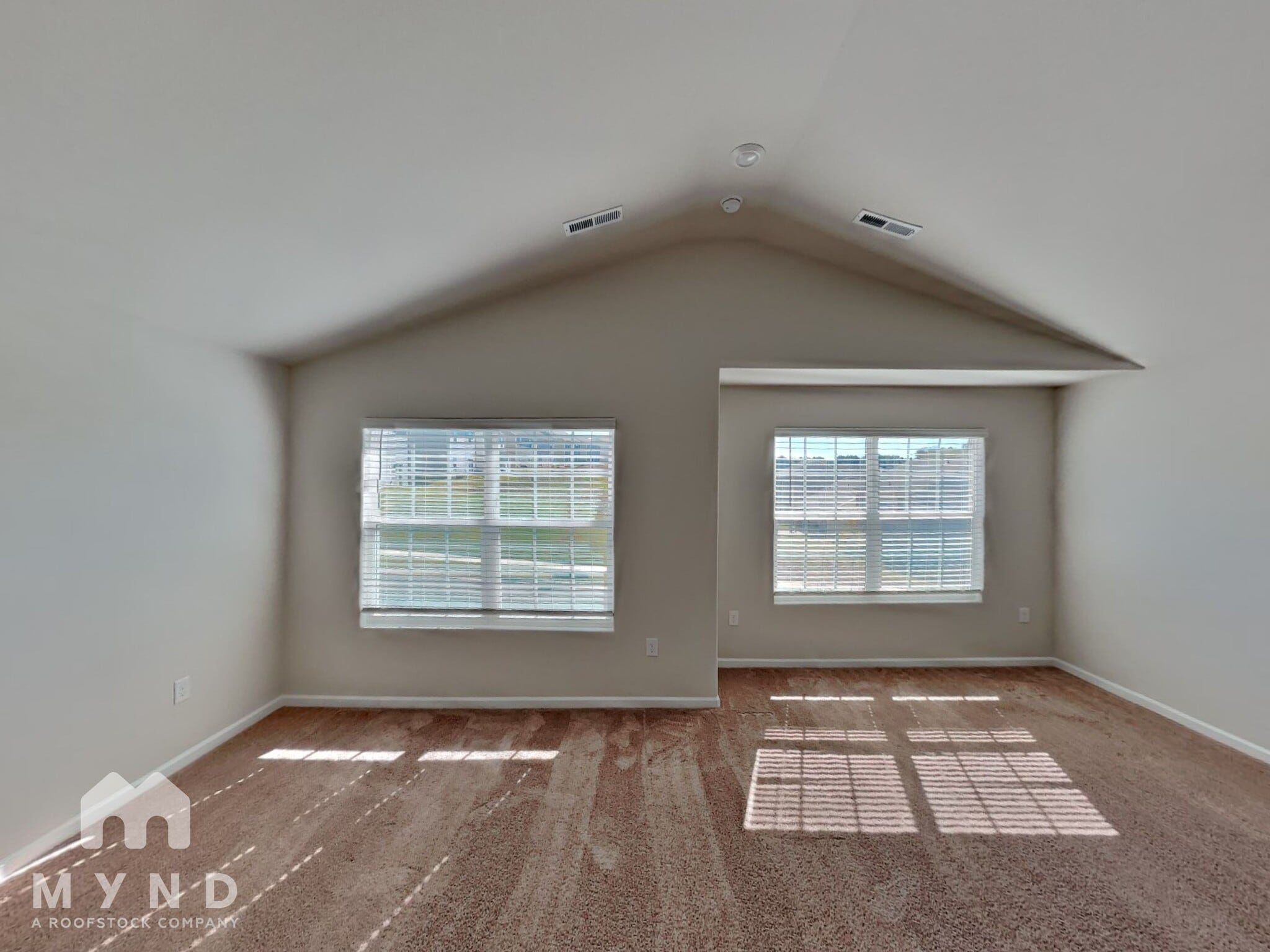 Building Photo - 5012 Golden Flyer Ln
