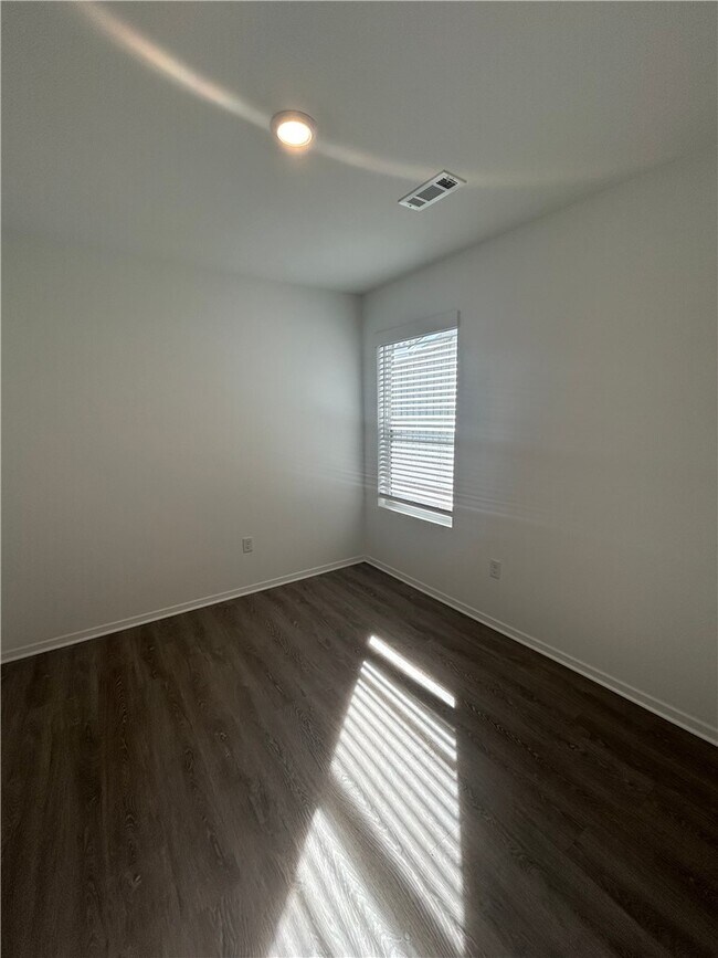 Building Photo - 112 NW 67th Ave