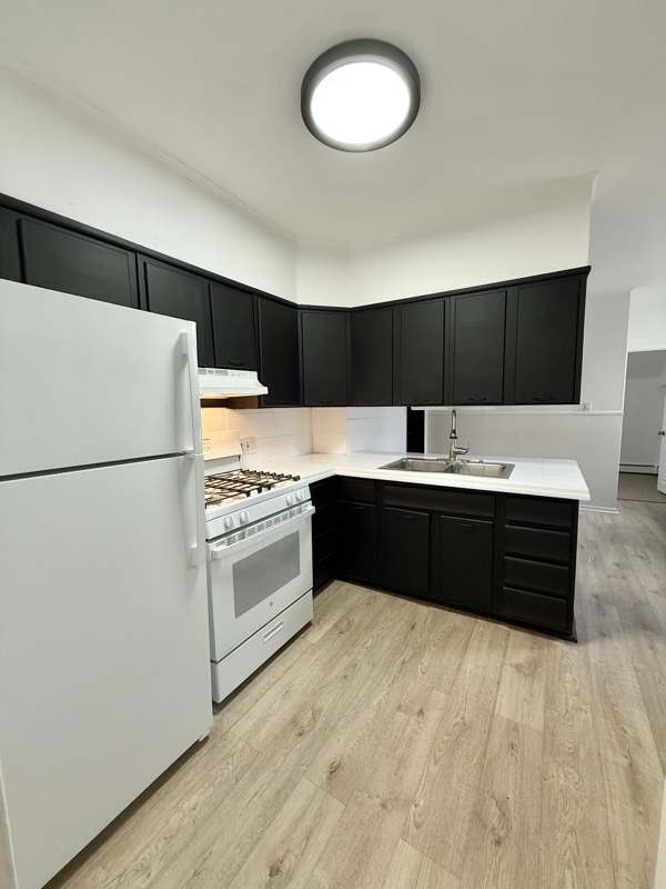 Building Photo - 4 Linden Ave