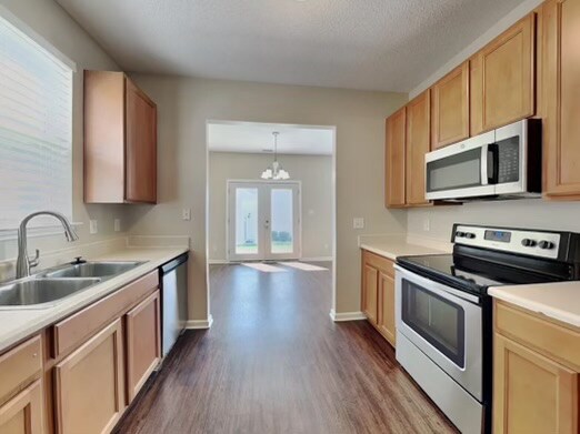 Building Photo - 301 Cline Falls Dr