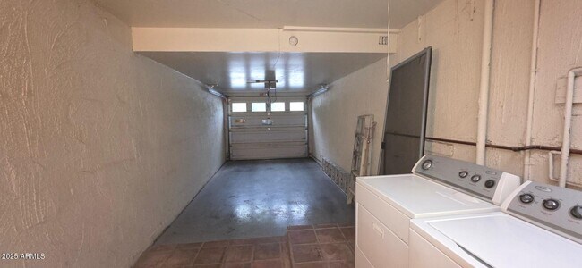 Building Photo - 7744 E Camelback Rd