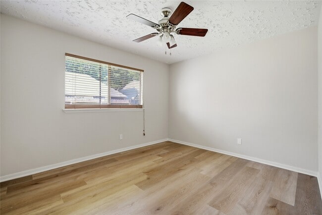 Building Photo - 2019 First Crossing Blvd