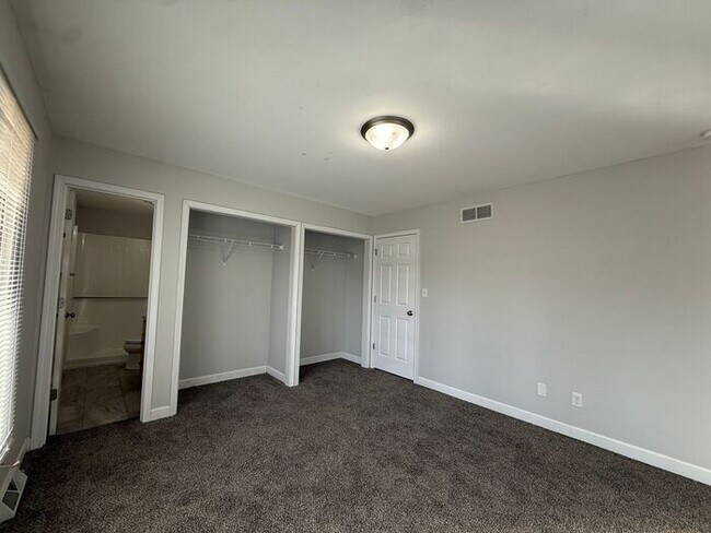 Building Photo - $3,200 | 5 Bedroom, 3 Bathroom House | No Pets | Available for Immediate Move In!