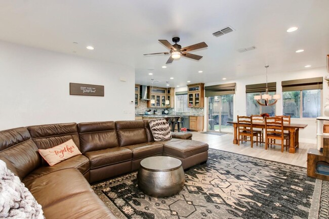 Building Photo - 1641 La Guardia Cir