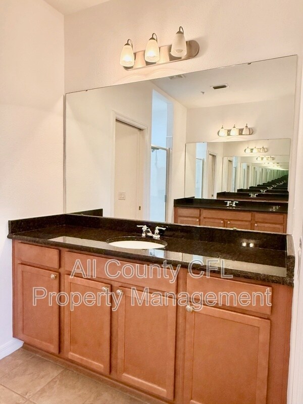 Building Photo - 619 Fortanini Cir