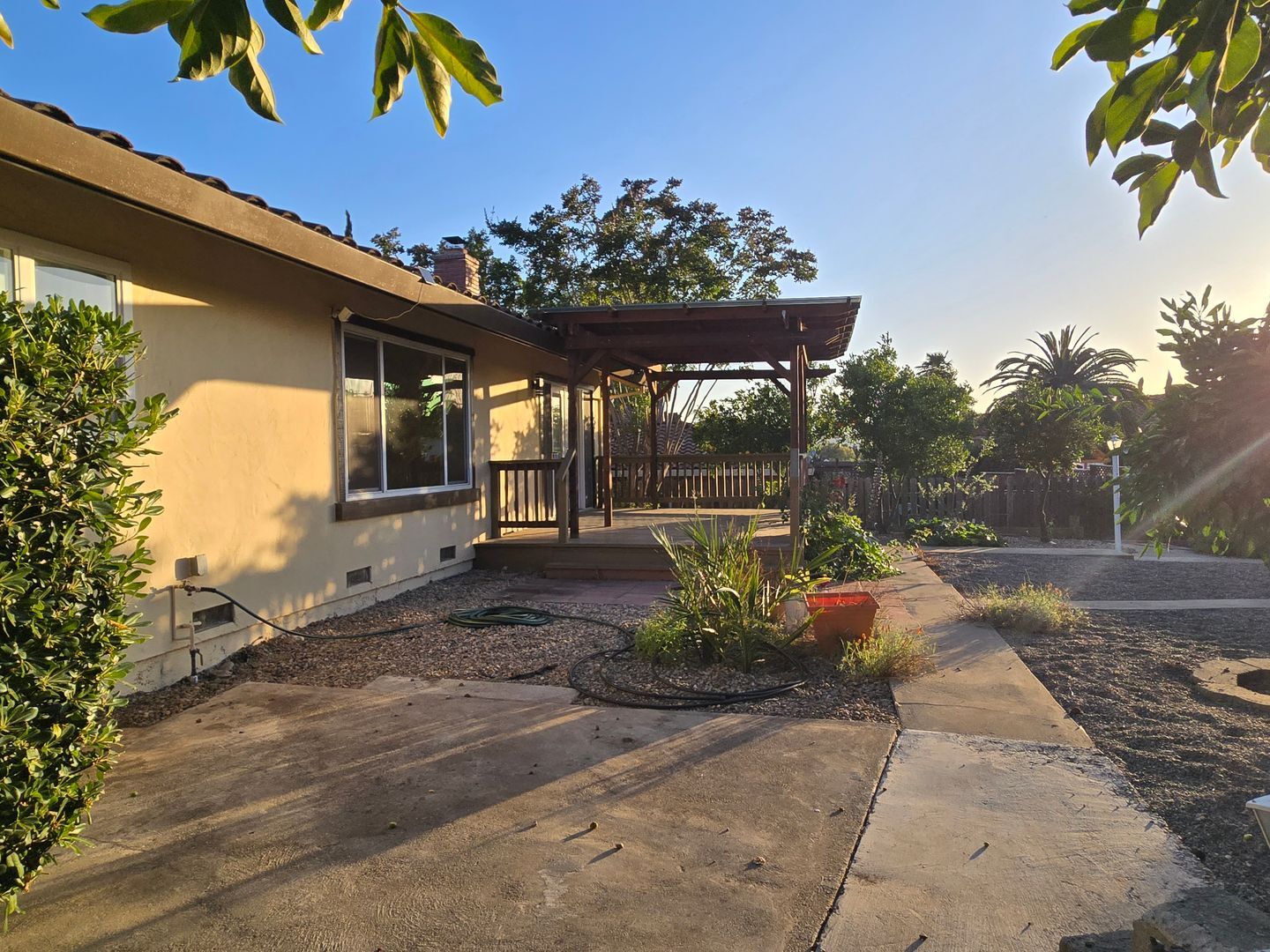 Building Photo - 2795 Fountain Oaks Dr