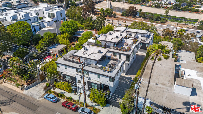 Building Photo - 2903 Steinbeck Dr
