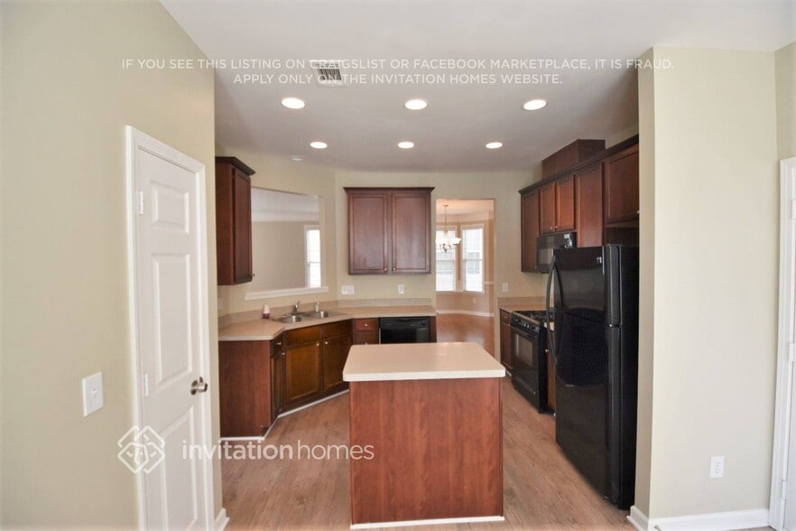 Building Photo - 3360 Drayton Manor Run