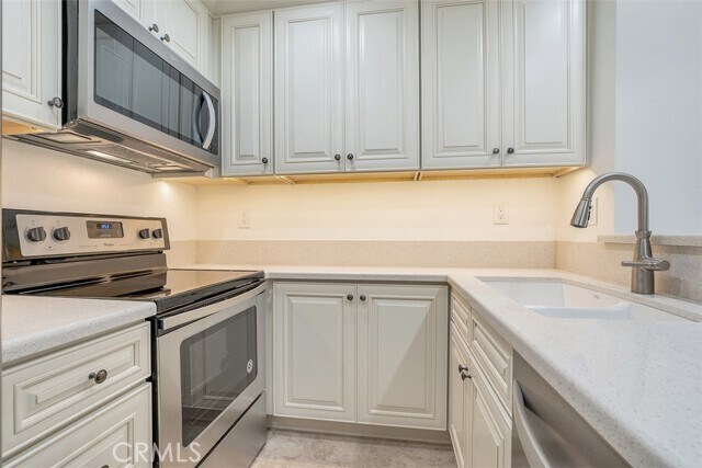 Building Photo - 7890 E Spring St