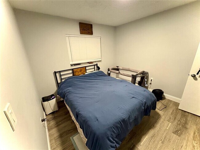 Building Photo - 8501 Paxton Dr