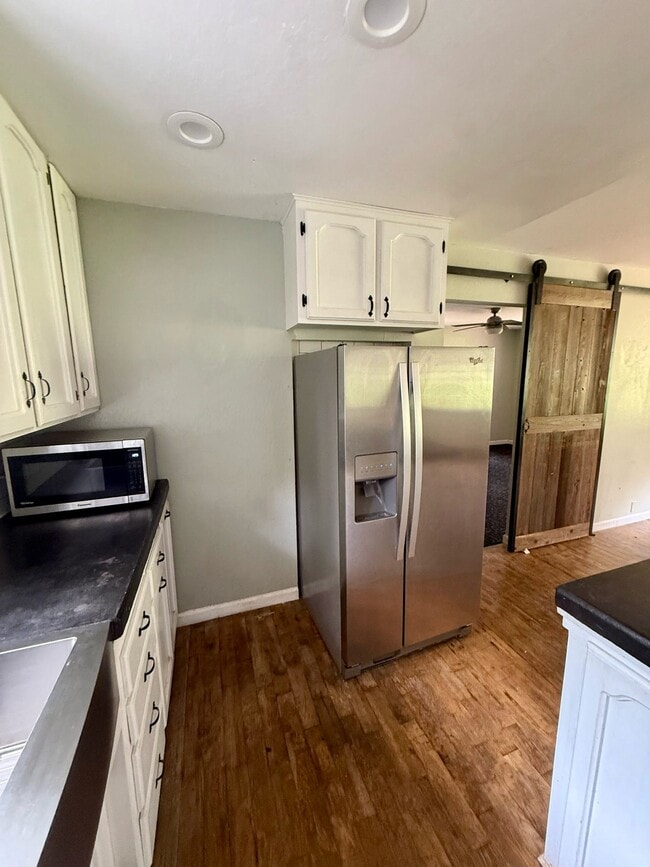 Building Photo - 11599 Upper Pine Hill Dr