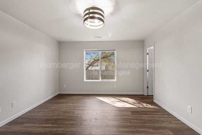 Building Photo - 14420 E Heroy Ln