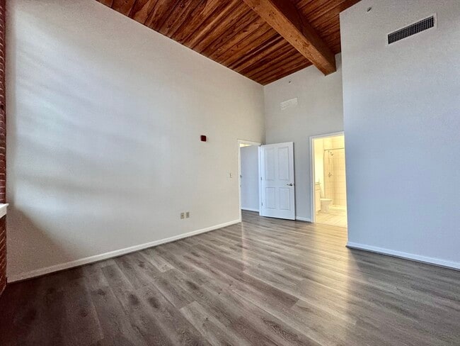 Building Photo - 4 Bishop St