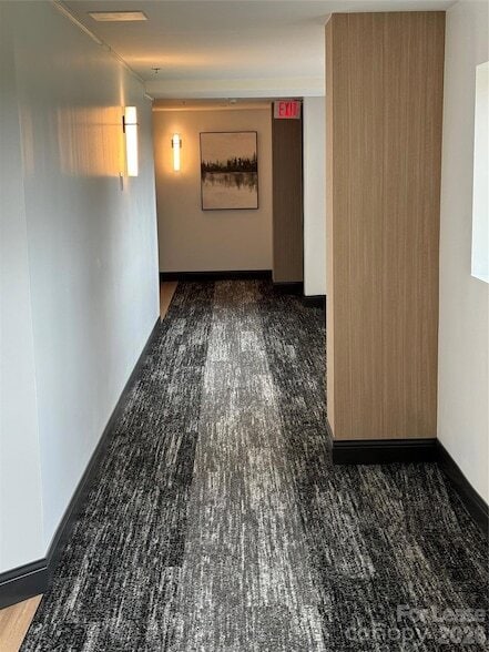 Building Photo - 715 N Graham St