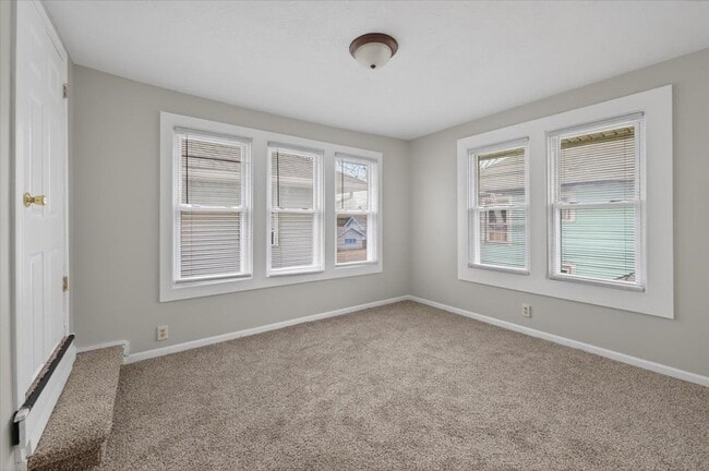 Building Photo - 3403 Broadway St