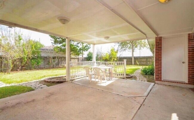 Building Photo - 4319 Greystone Way