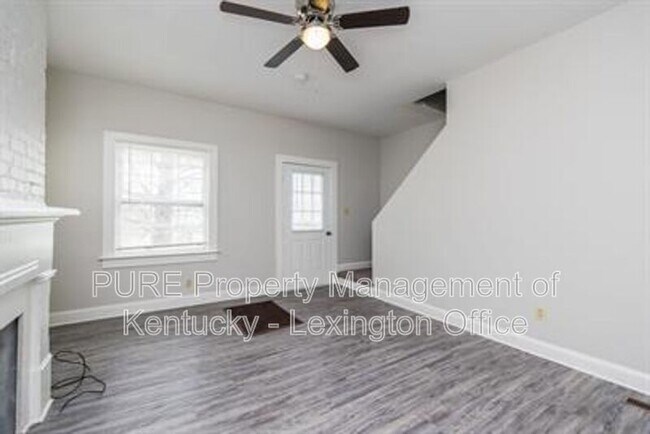 Building Photo - 3 Dogwood Ln