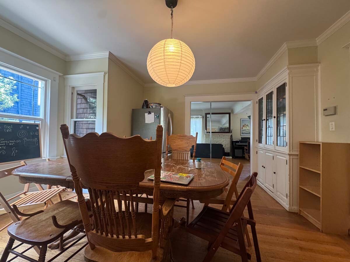 Building Photo - 2836 Derby St