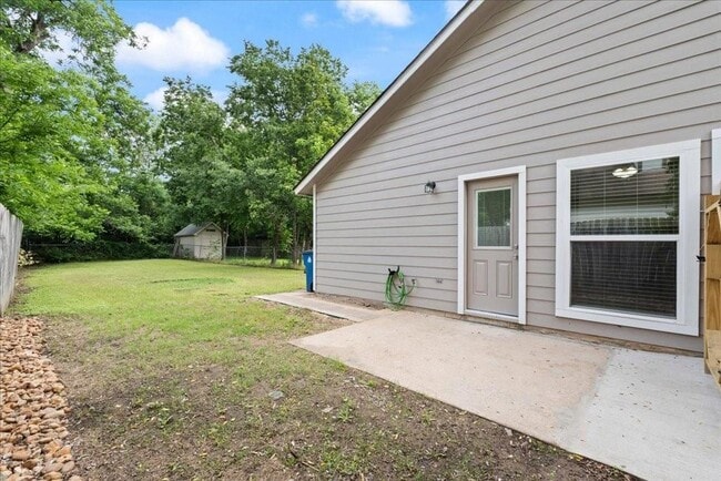 Building Photo - 13300 Cowdray Park