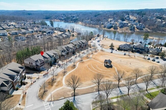 Building Photo - 6925 Fellowship Ln