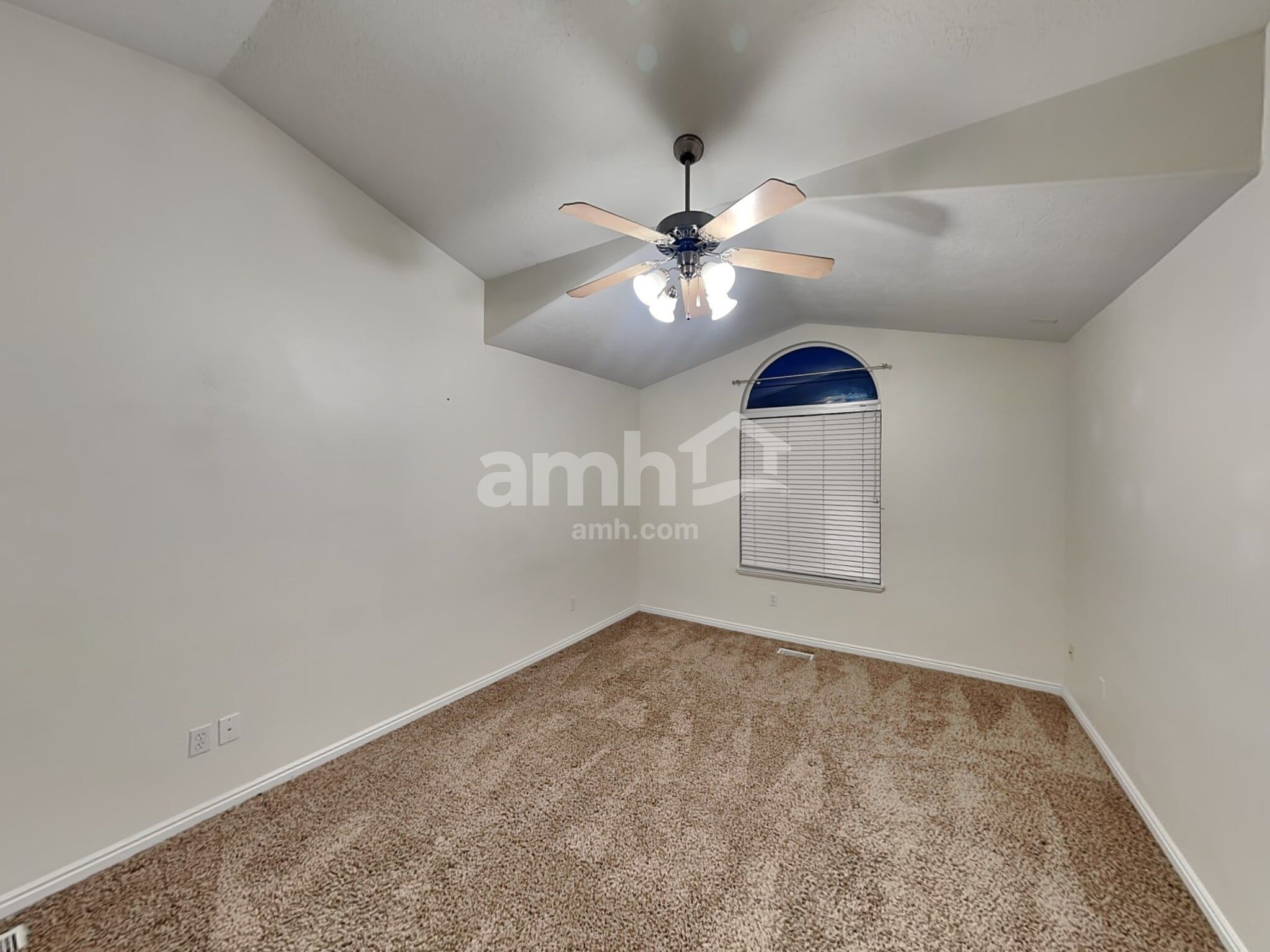Building Photo - 957 W 1200 S