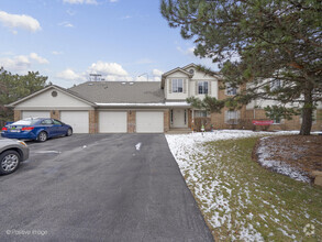 Building Photo - 1513 Commodore Ct