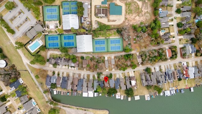 Building Photo - 3203 Poe Dr