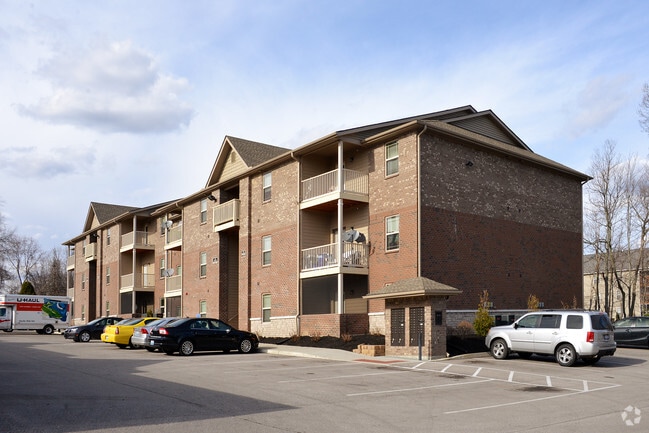 Primary Photo - Crossroads Apartments