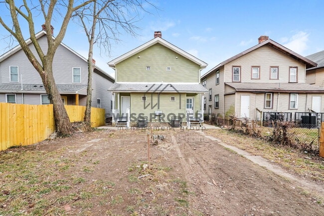 Building Photo - 761 Seymour Ave