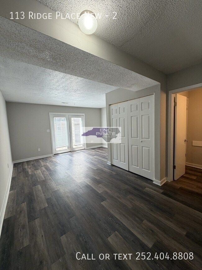 Building Photo - 113 Ridge Pl