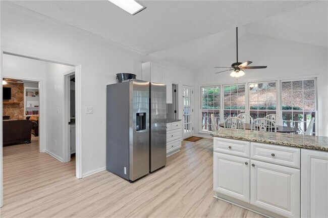 Building Photo - 4719 Brownstone Dr