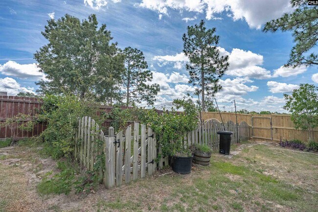 Building Photo - 1340 Beechfern Cir
