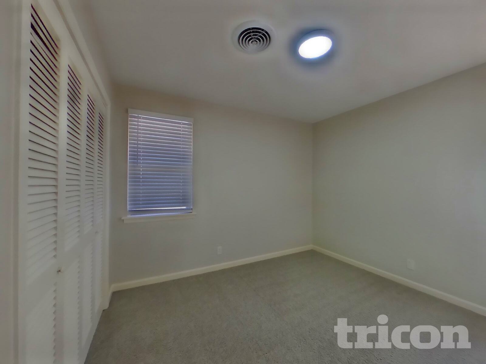 Building Photo - 1928 Canterbury St