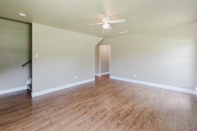 Building Photo - 1112 Thannisch Dr