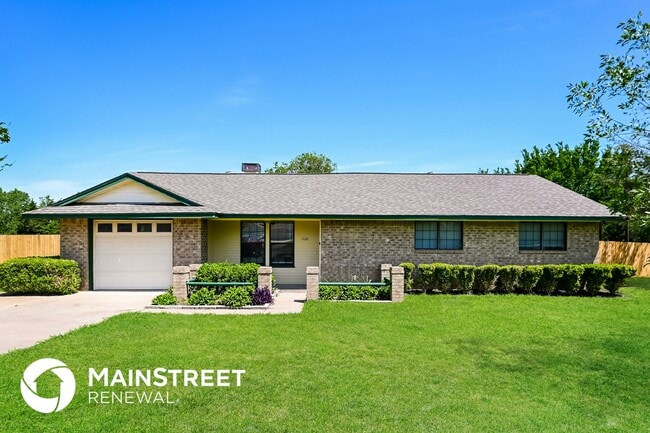 Building Photo - 1028 Eastridge Cir