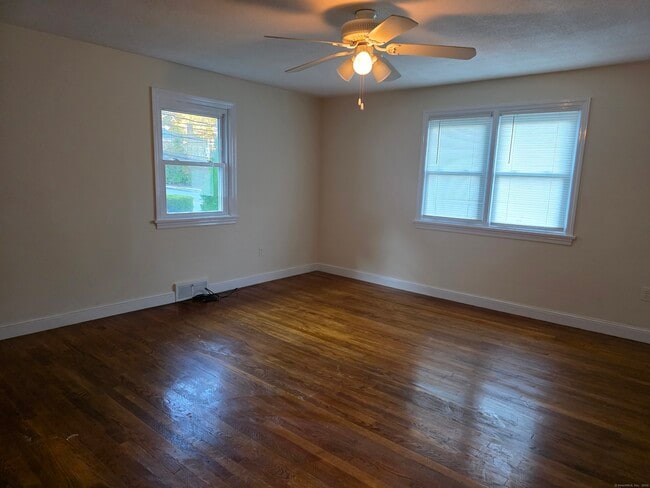 Building Photo - 481 Bunker Hill Ave