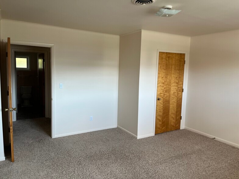 Building Photo - 539 S Wayne St