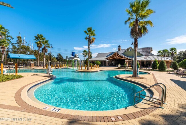 Building Photo - 4556 Pine Ridge Pkwy